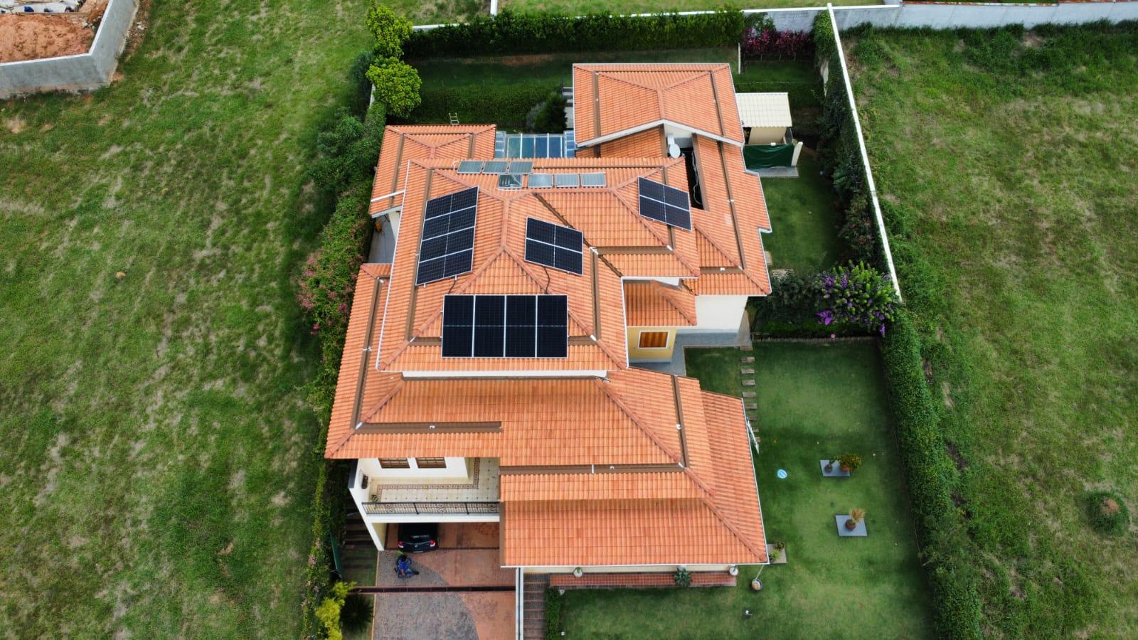 Residência · telhado colonial